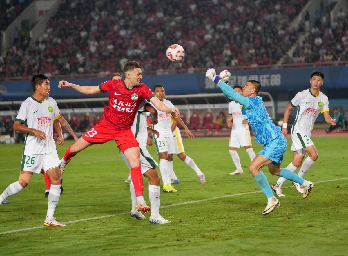 我队主场之战,全体球员斗志昂扬精神饱满的简单介绍 我队主场之战,全体球员斗志昂扬精神饱满的简单介绍