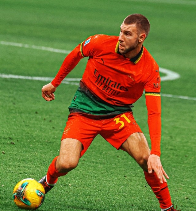 拉齐奥门将扑出点球，神勇表现获赞的简单介绍